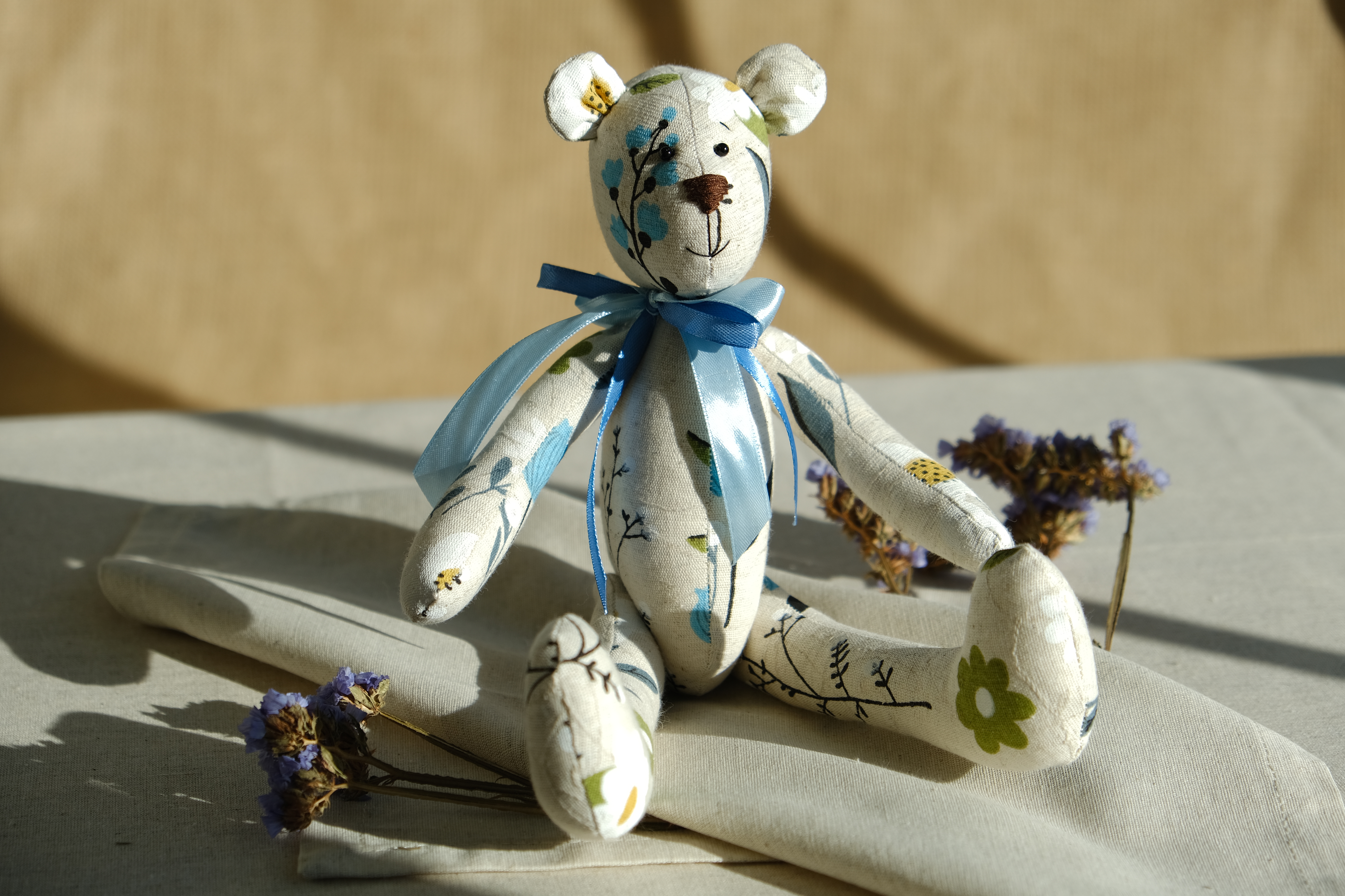 картинка Мягкая игрушка "Мишка Тильда" от магазина «Дом слепоглухих»